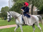 Tuija ja "Giri" Turussa, kuvan otti Henriika Maikku. 