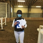 Onnellinen kolmosluokan voittaja, sekä toiseksi sijoittunut Sanna Tapio